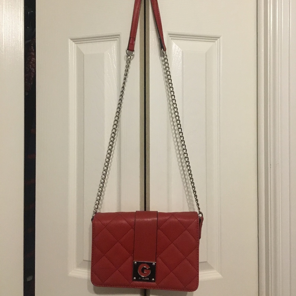 GUESS PURSE